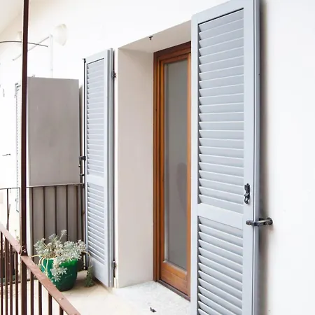 L'arco - In Historic Center Apartamento Lesa