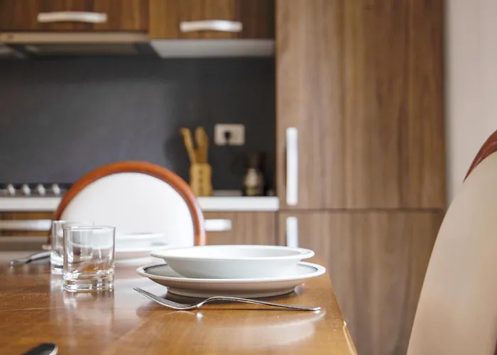 L'arco - In Historic Center